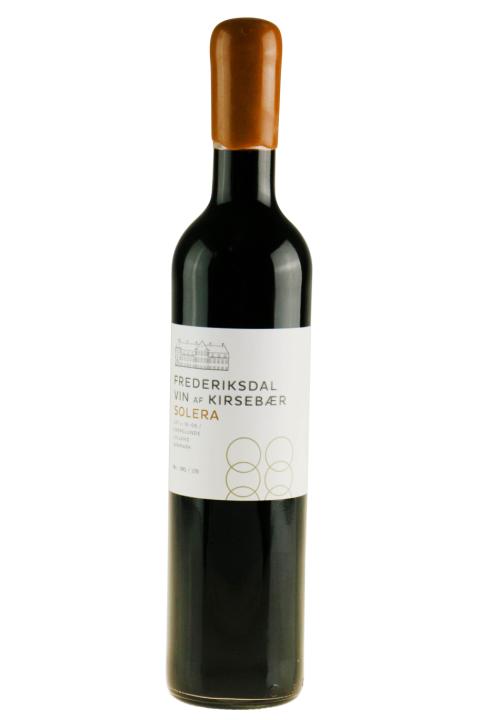 Frederiksdal Solera - Kirsebærvin Frederiksdal Solera - Kirsebærvin