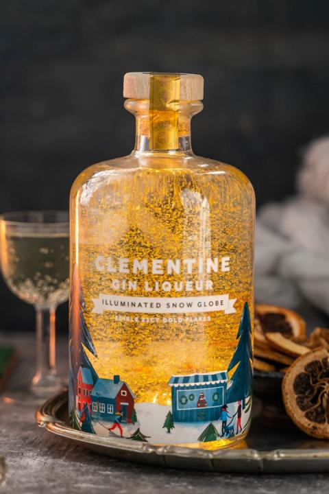 Clementine Gin Liqueur Illuminated Snow Globe Likør