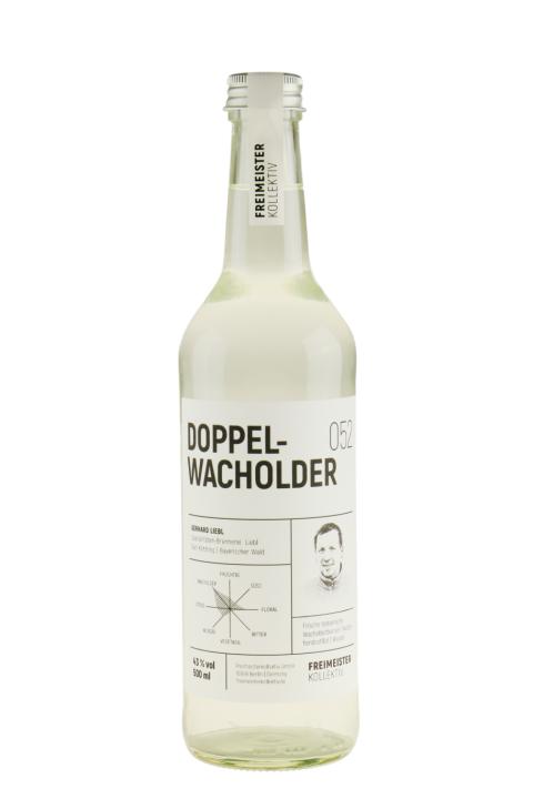 Freimeister Doppelwacholder, Juniper Spirit 052 - Gin Freimeister Doppelwacholder, Juniper Spirit 052 - Gin