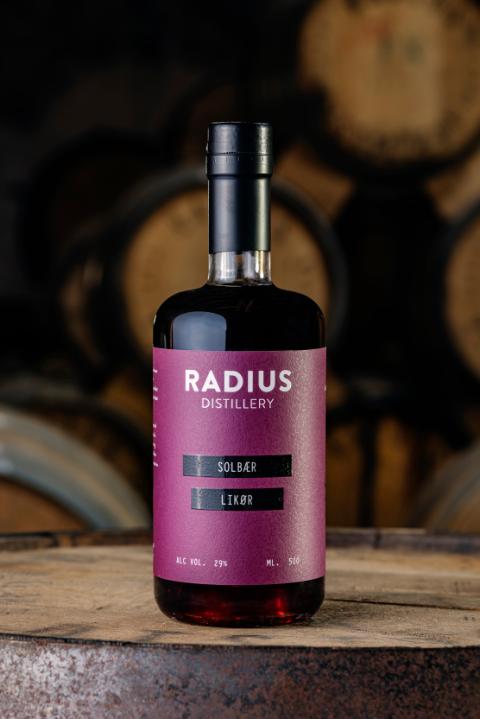 Radius Solbærlikør - Likør Radius Solbærlikør - Likør