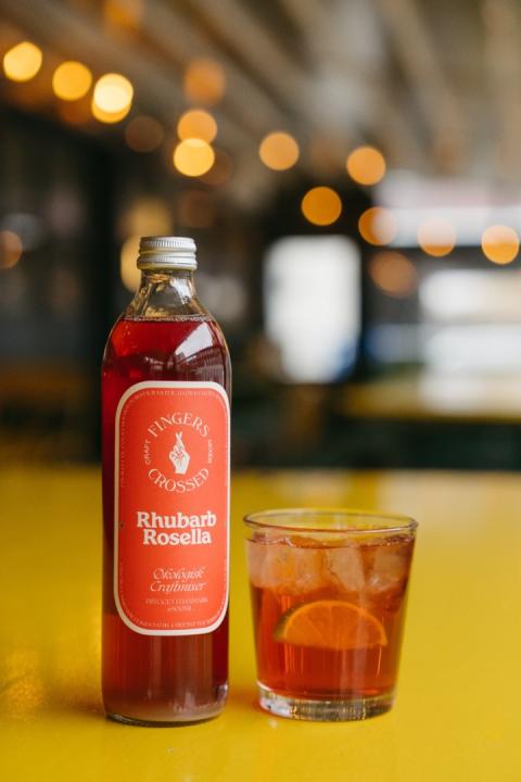 Fingers Crossed Rhubarb Rosella ØKO Læskedrik Fingers Crossed Rhubarb Rosella ØKO Læskedrik